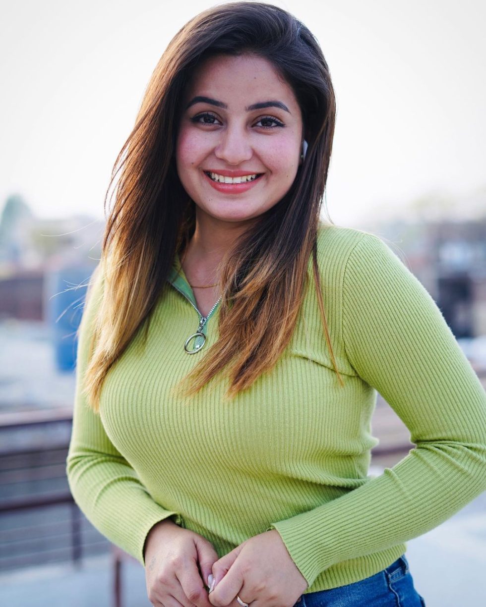 Poonam Raheja Biography, Age, Height, Weight, BF, Wiki