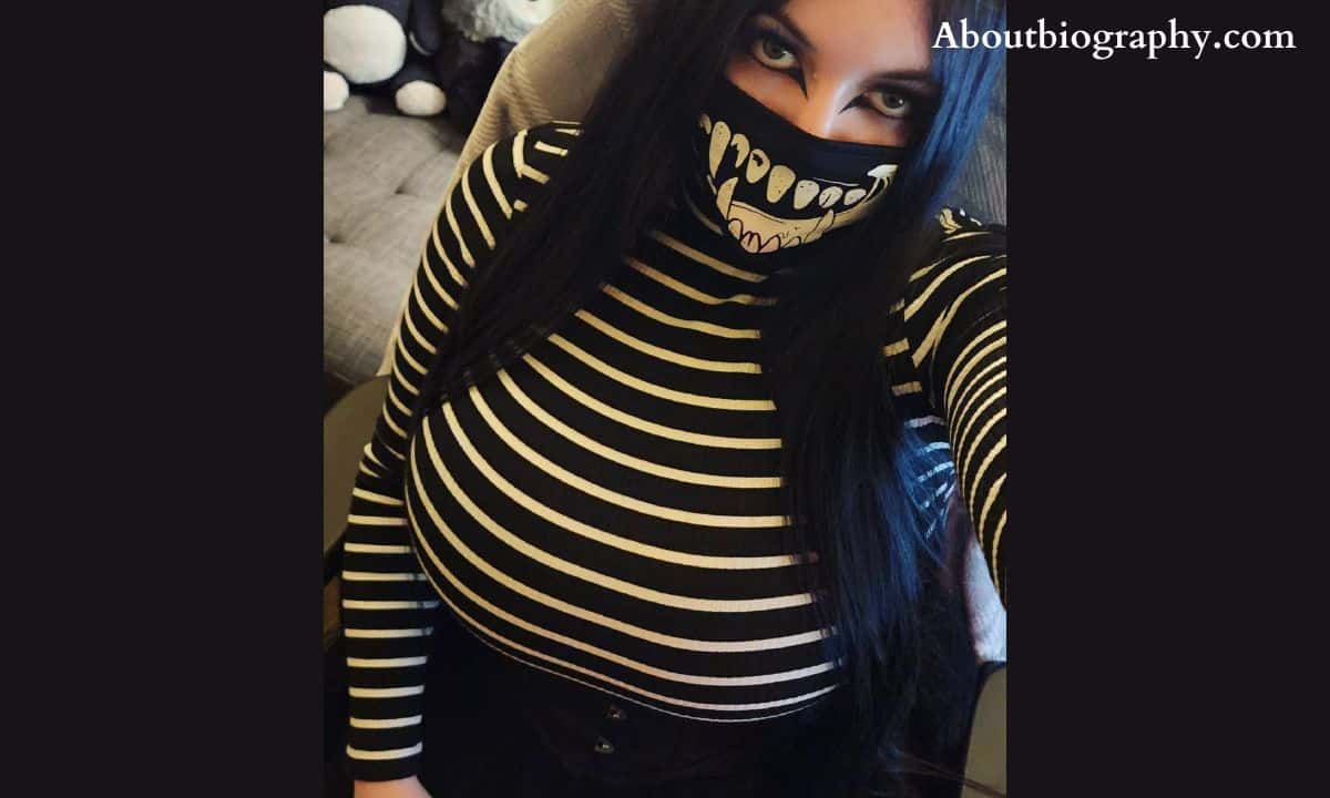 Who is esskayuwu? Her Wiki, Leak, Twitch, Age, Real Name, Boyfriend, Net Worth