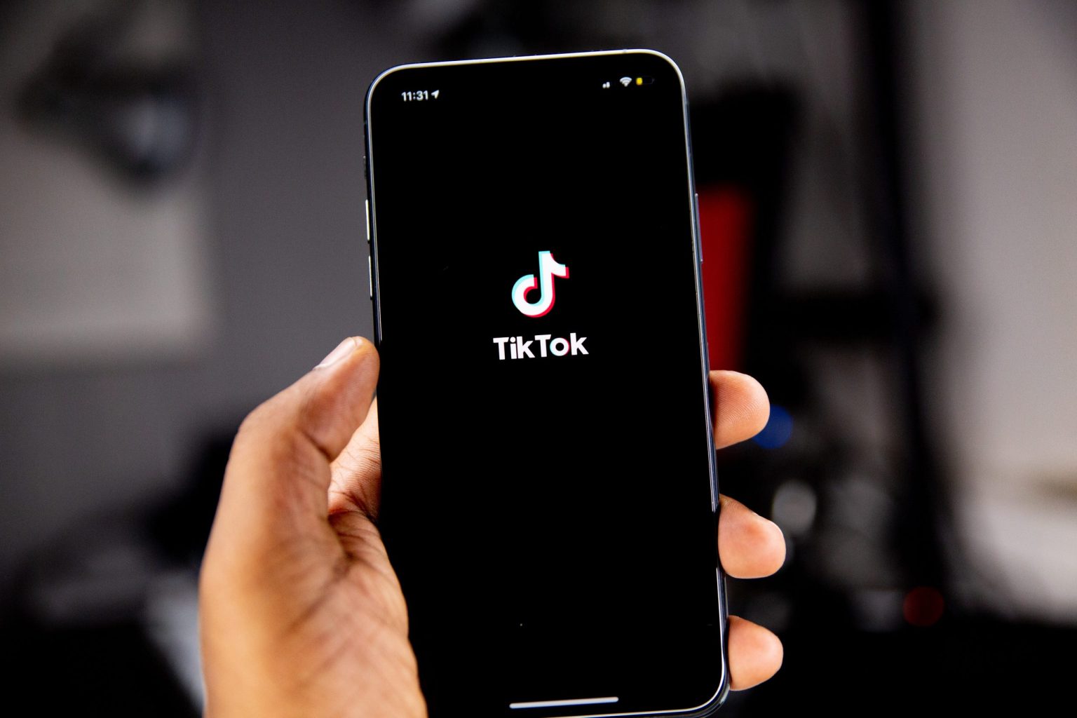 Ssstik.io: Download TikTok and Facebook Videos for Free and Easy