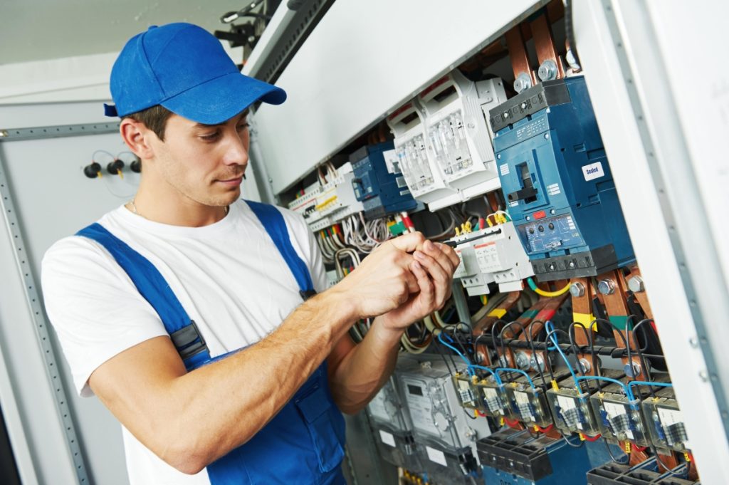 Navigating Plumbing Repair and Electrical Installation Services in Dubai
