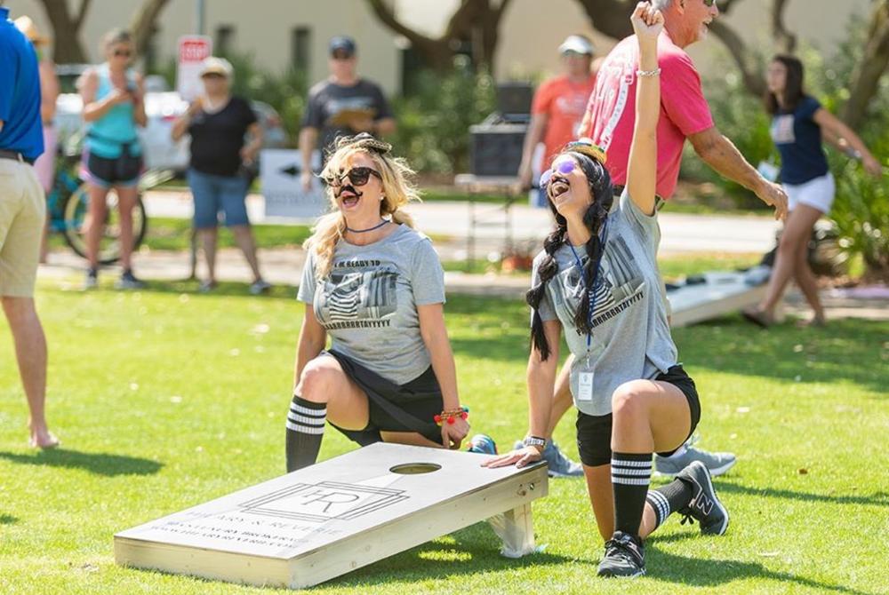 Corn Hole Team Names: 550+ Best, Funny & Unique Ideas